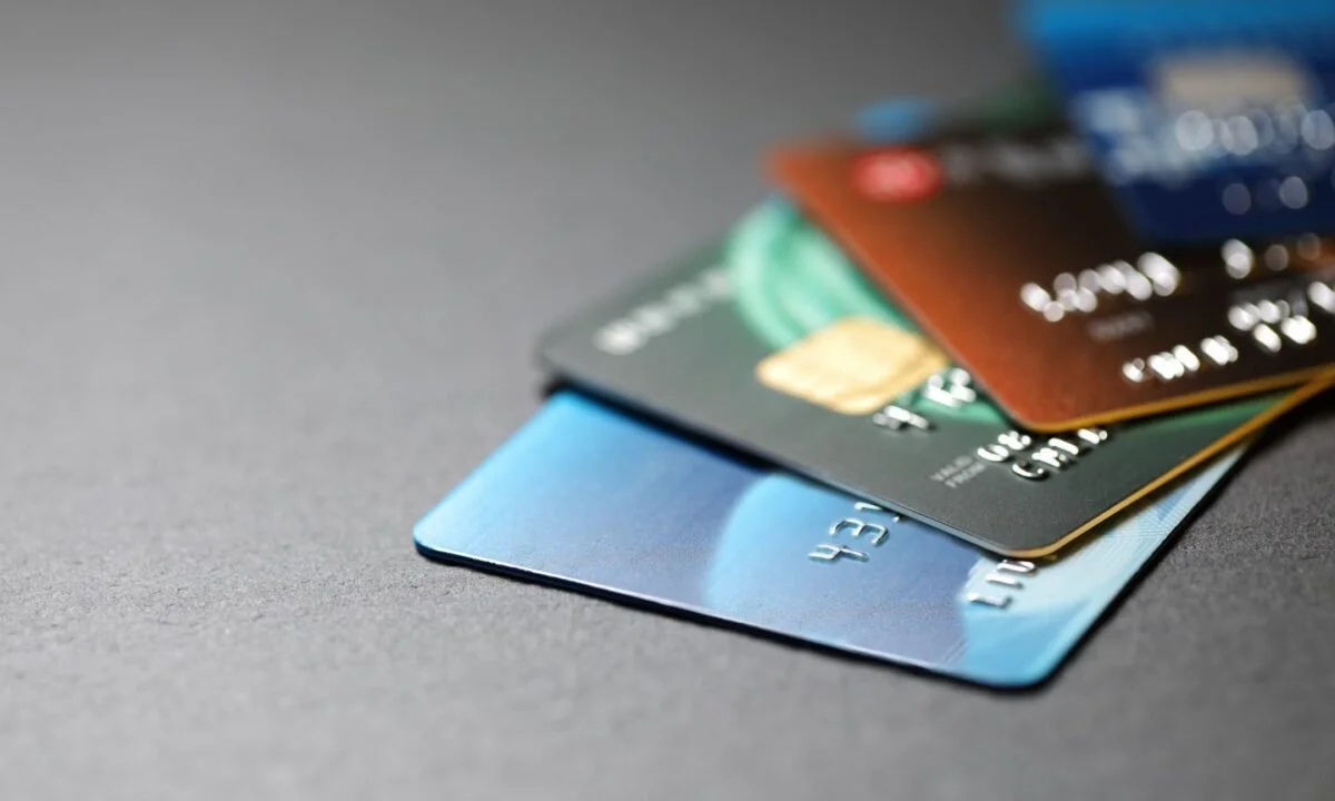 Common Fees Associated With Credit Cards and How to Avoid Them